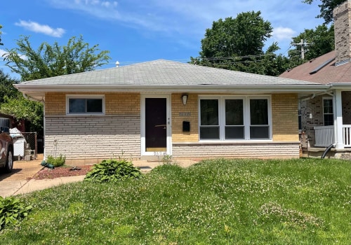 How Cash Home Buyers In Webster Groves Partner With Local Listing Agents